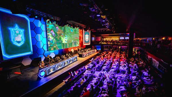 周年版典型 周年版典型