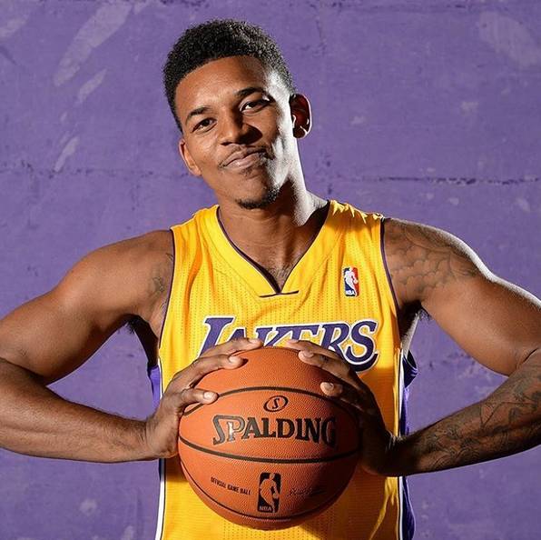 而是对球队 而是对球队